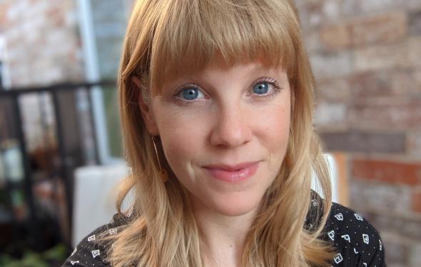 Lauren Loney Headshot
