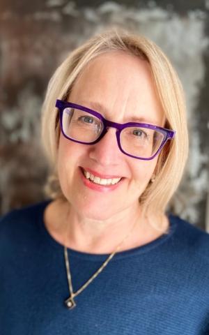 Anne Gillespie headshot
